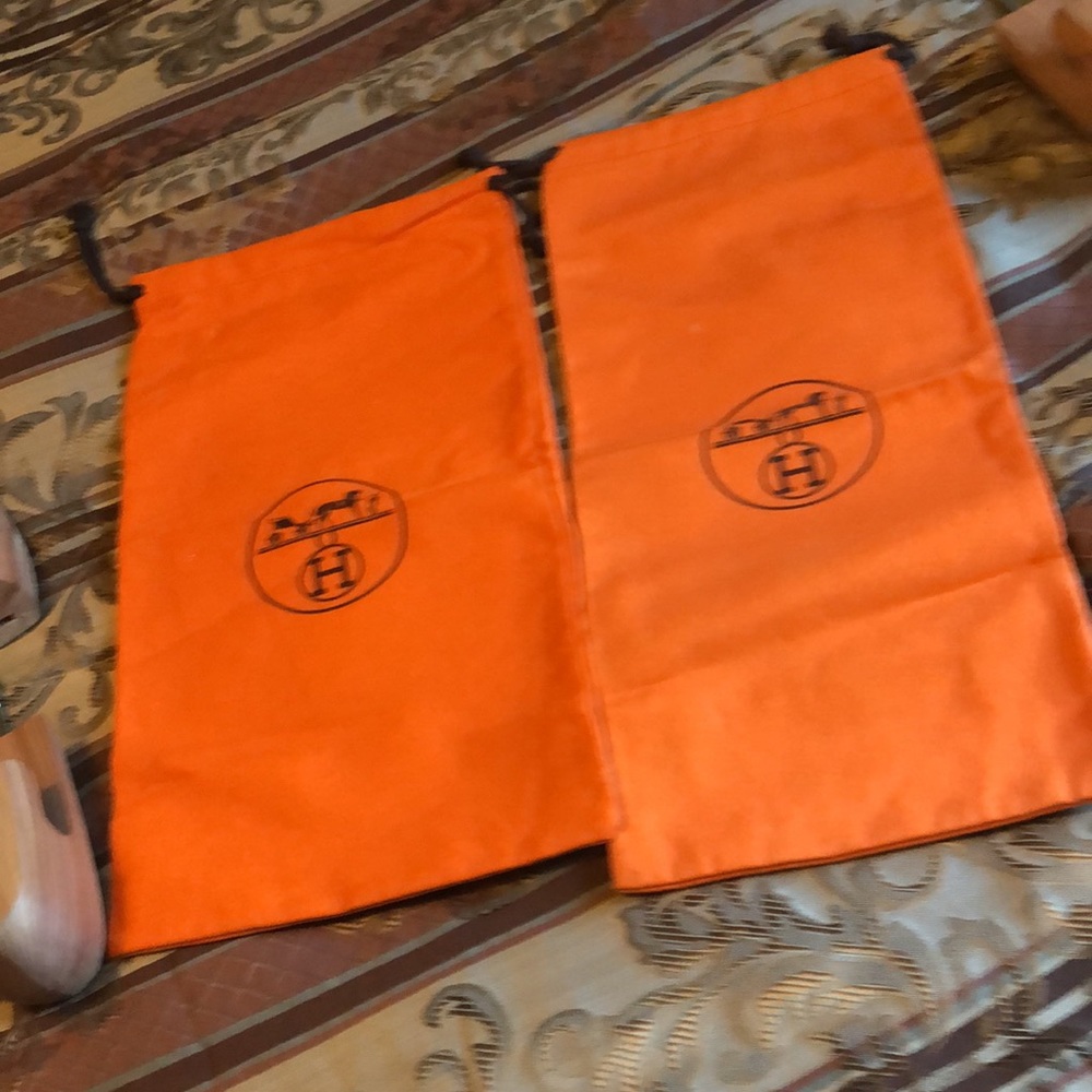 Hermes Paris loafer 38 EU box (bit beat) 2 dusters like new -blue but look black - Picture 12 of 12